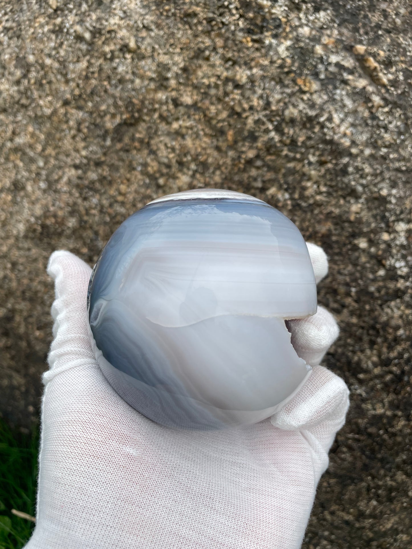1.56LB Natural Geode Sphere,Agate Geode Ball,Natural Druse Ball,Crystal Ball Hole,Mineral Specimens,Crystal Heal,Crystal Gift,Home Decoration