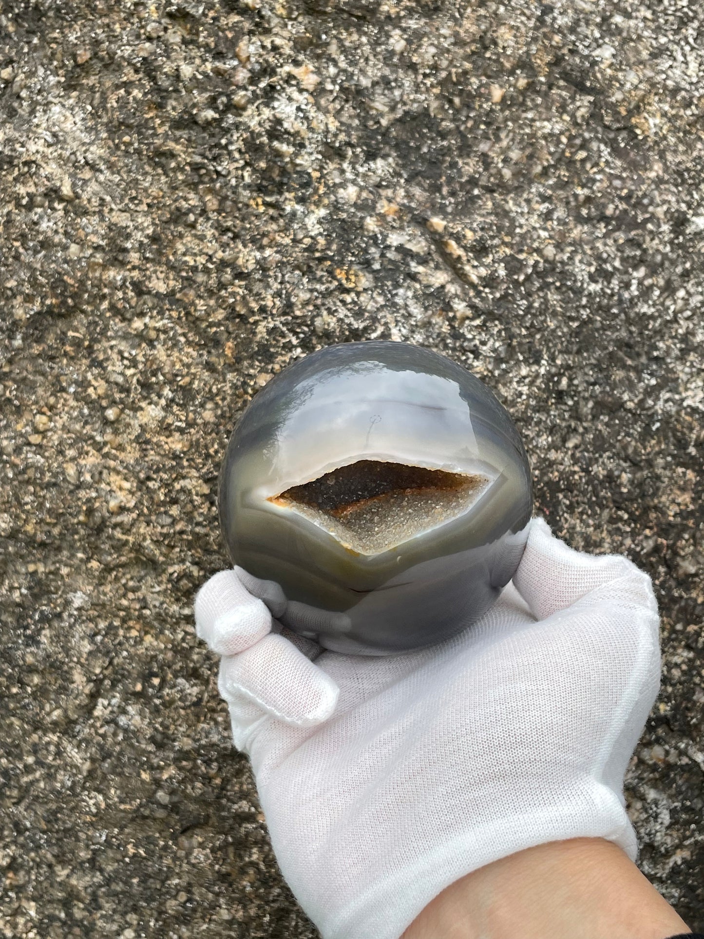 1.76LB Natural Geode Sphere,Agate Geode Ball,Natural Druse Ball,Crystal Ball Hole,Mineral Specimens,Crystal Heal,Crystal Gift,Home Decoration